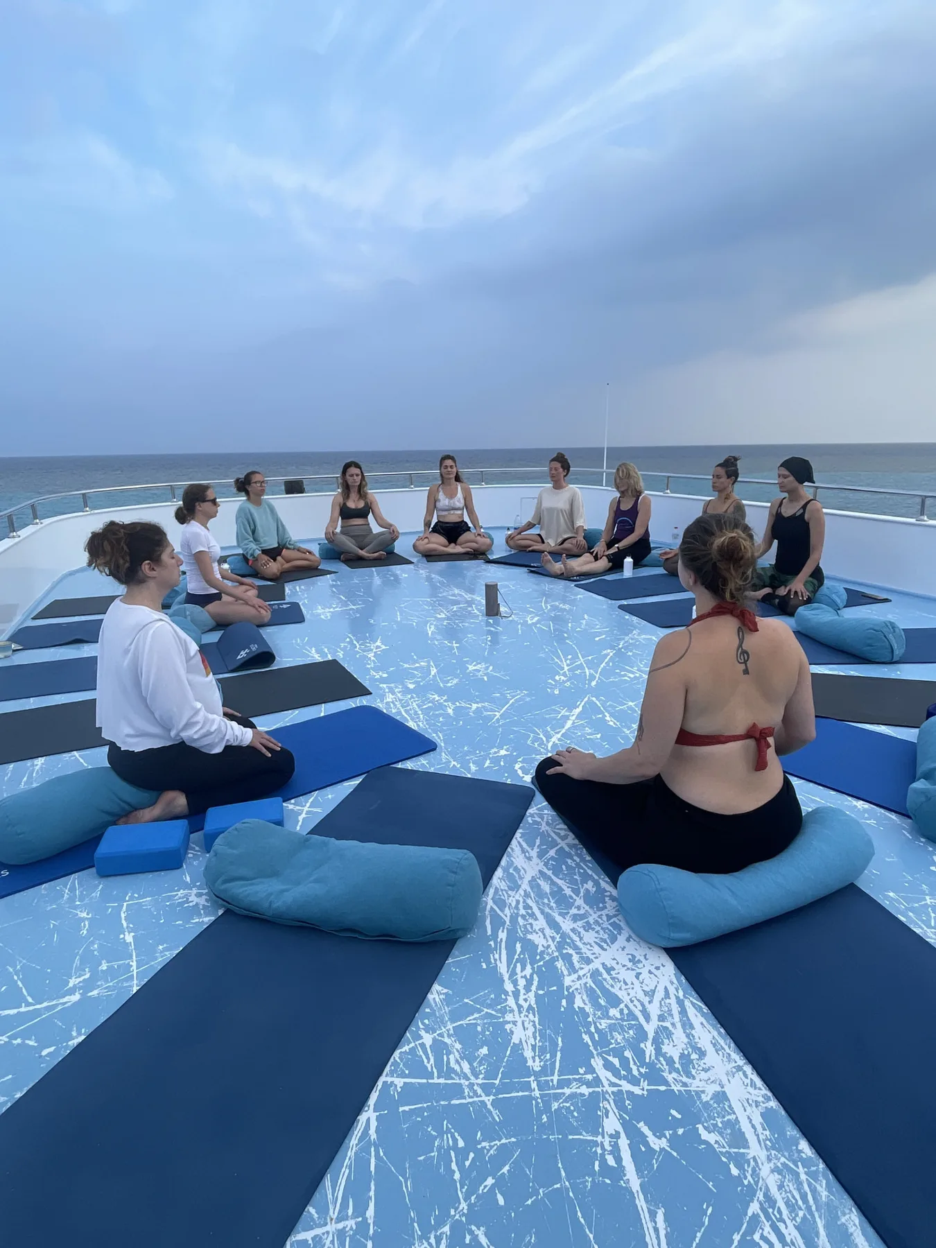 Yogacirkel aan boord